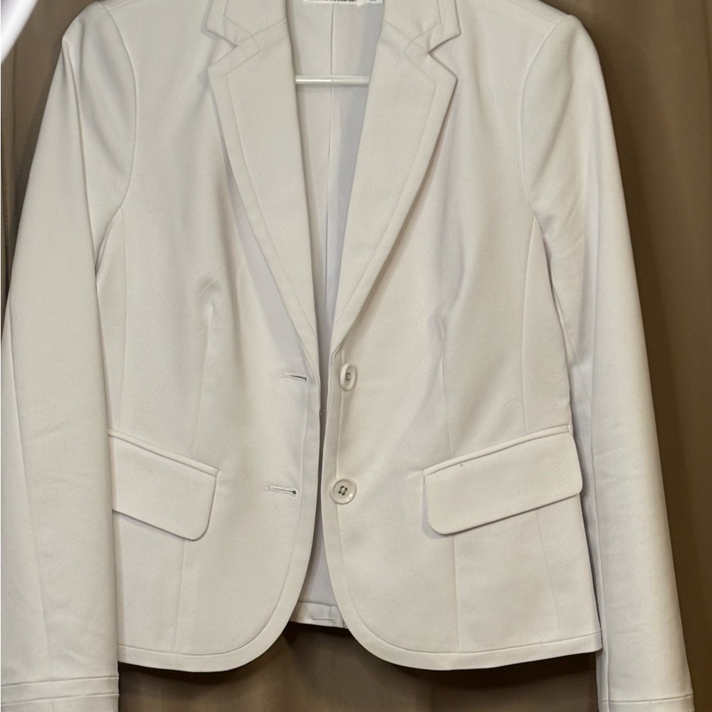 Avenue Classic Cream Blazer